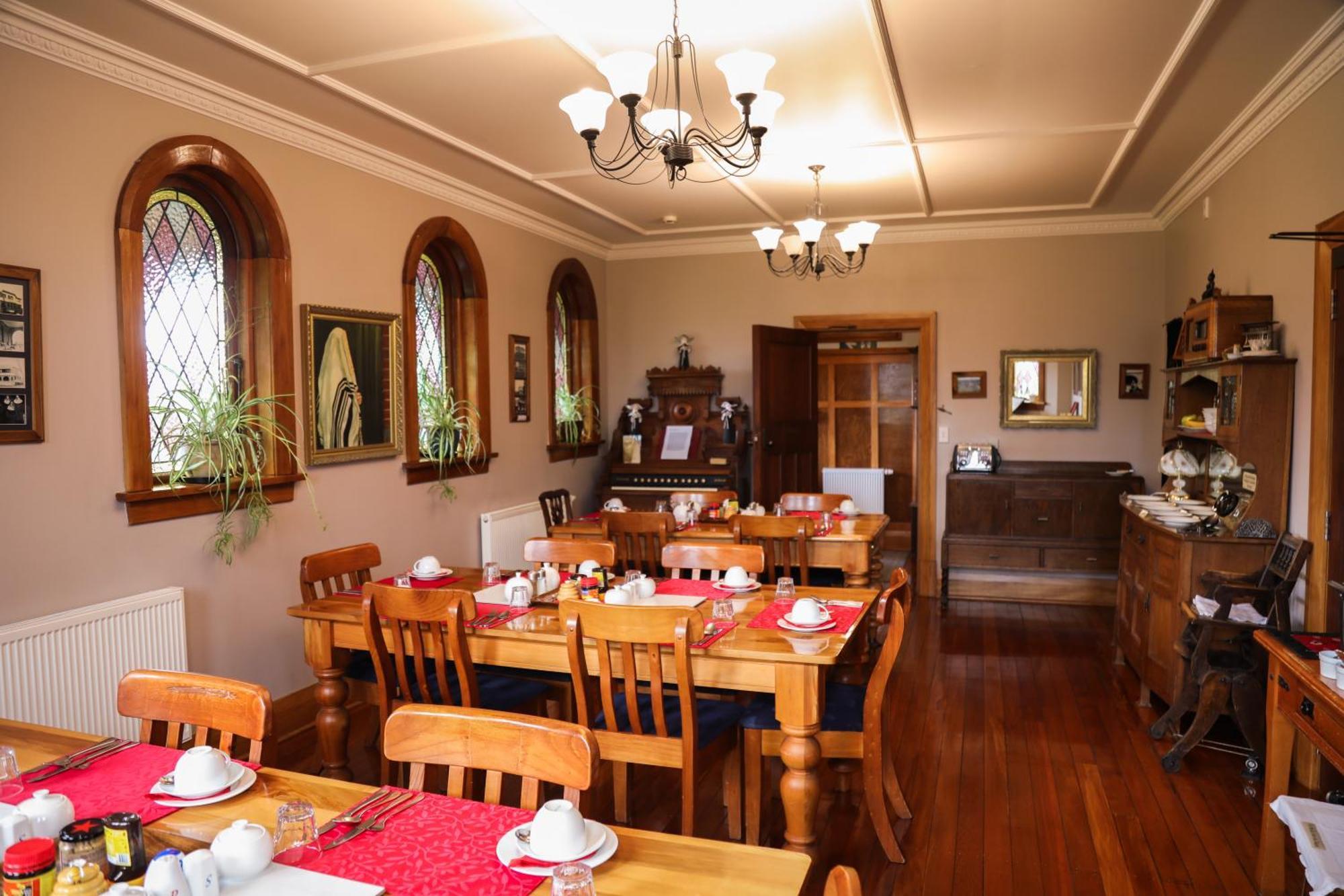 Te Anau Lodge Екстер'єр фото