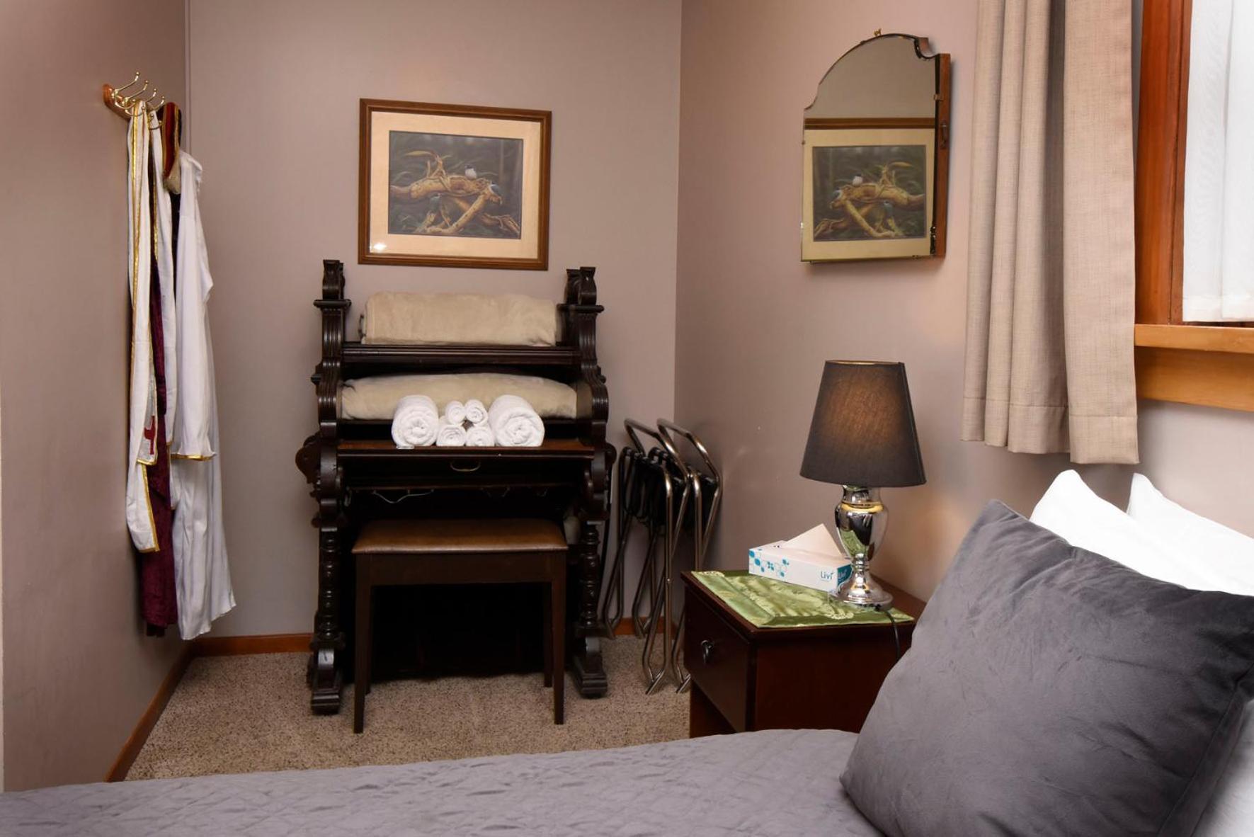 Te Anau Lodge Екстер'єр фото
