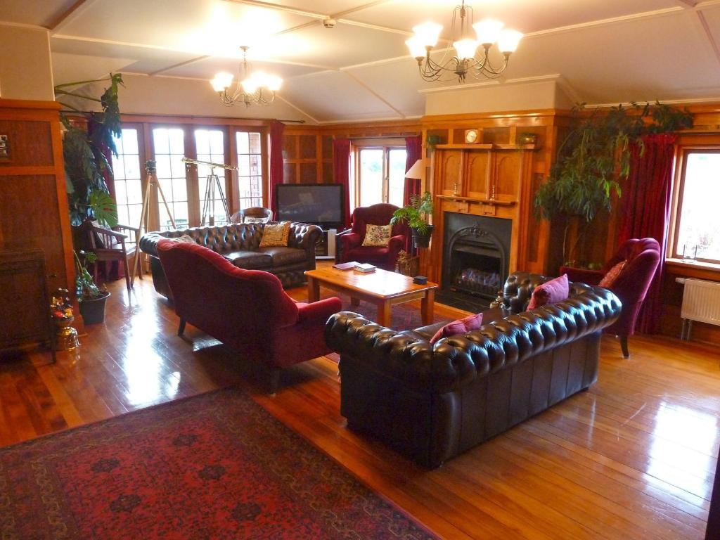 Te Anau Lodge Екстер'єр фото