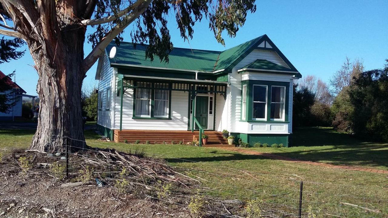 Te Anau Lodge Екстер'єр фото